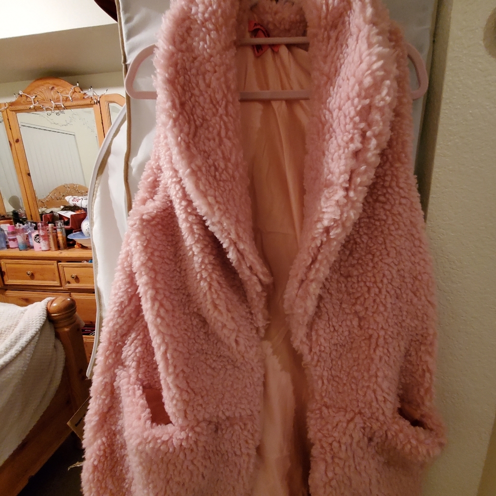 ☺ Betsey Johnson Teddy Faux-Fur Vest